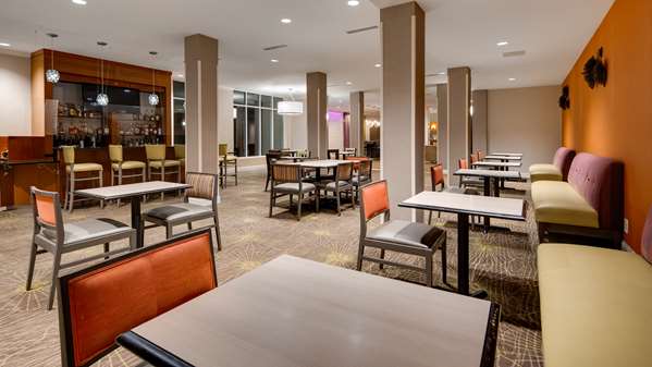 Bar - Best Western Premier Hotel Savannah Airport Pooler - I-95, Exit 102
