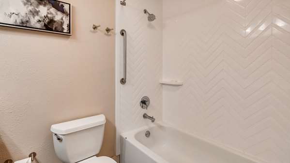  - Best Western Premier Hotel Savannah Airport Pooler - I-95, Exit 102