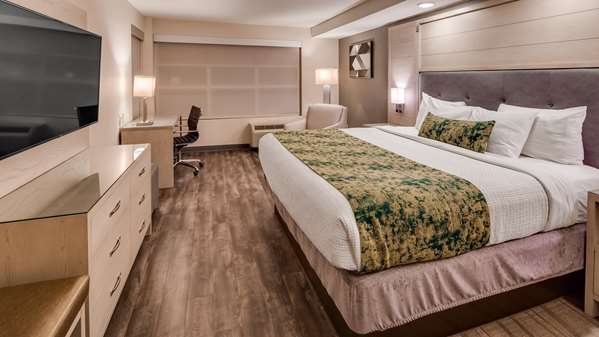  - Best Western Premier Hotel Savannah Airport Pooler - I-95, Exit 102