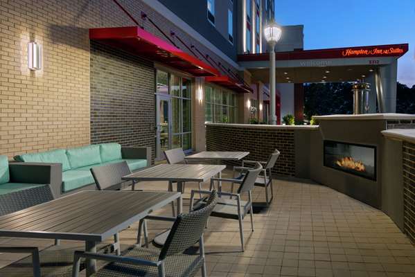 Exterior view - Hampton Inn & Suites Buckhead Atlanta