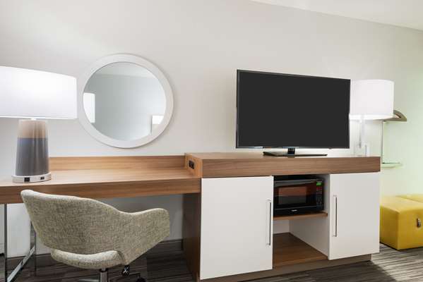  - Hampton Inn & Suites Buckhead Atlanta