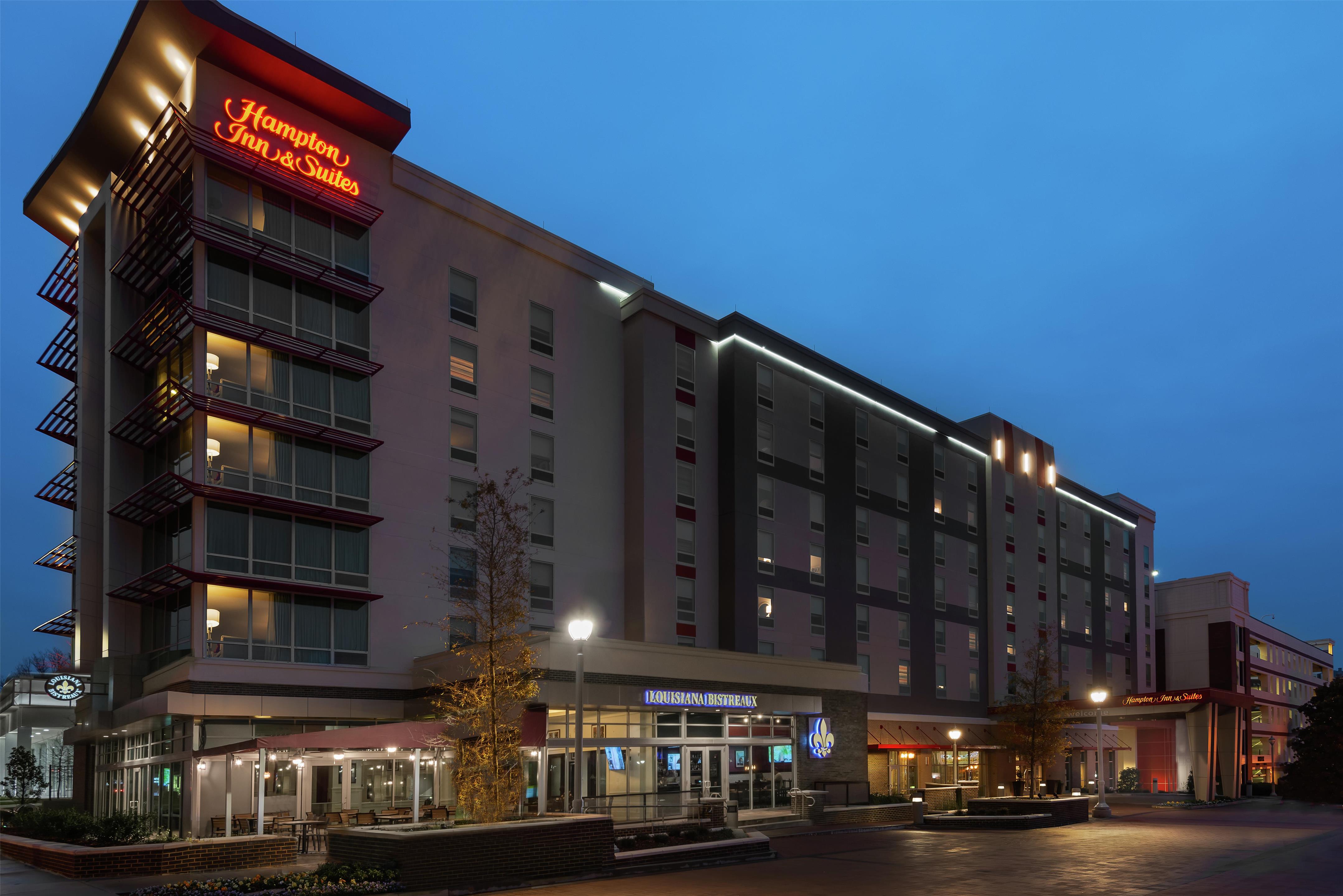Exterior | Hampton Inn & Suites Atlanta Buckhead Place