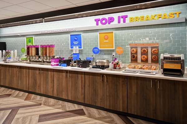 Restaurant - Tru by Hilton Hotel Indiana University Fort Wayne - I-69, Exit 311