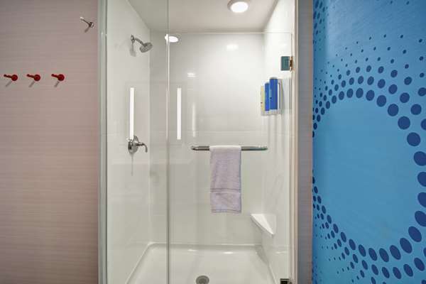  - Tru by Hilton Hotel Indiana University Fort Wayne - I-69, Exit 311