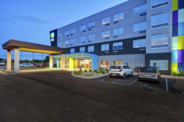 Exterior view - Tru by Hilton Hotel Indiana University Fort Wayne - I-69, Exit 311