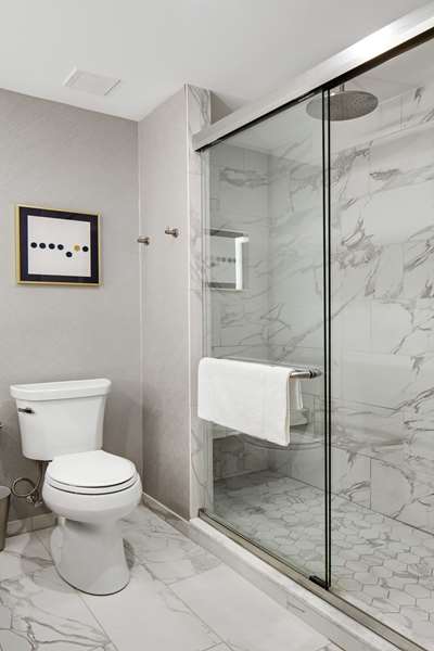  - Sire Hotel Lexington