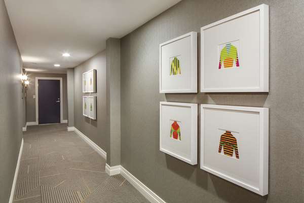  - Sire Hotel Lexington