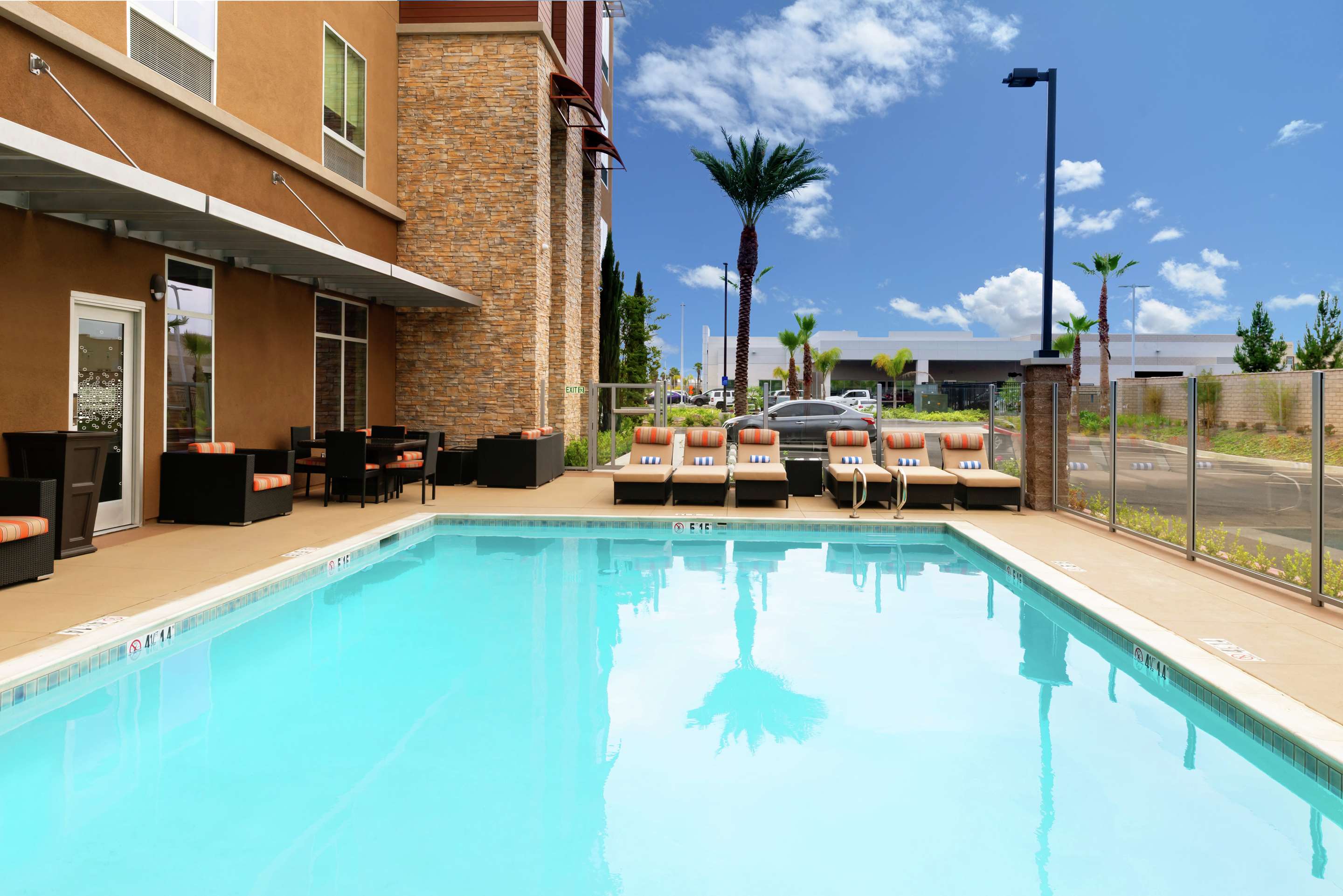 Pool | Hampton Inn & Suites Buena Park