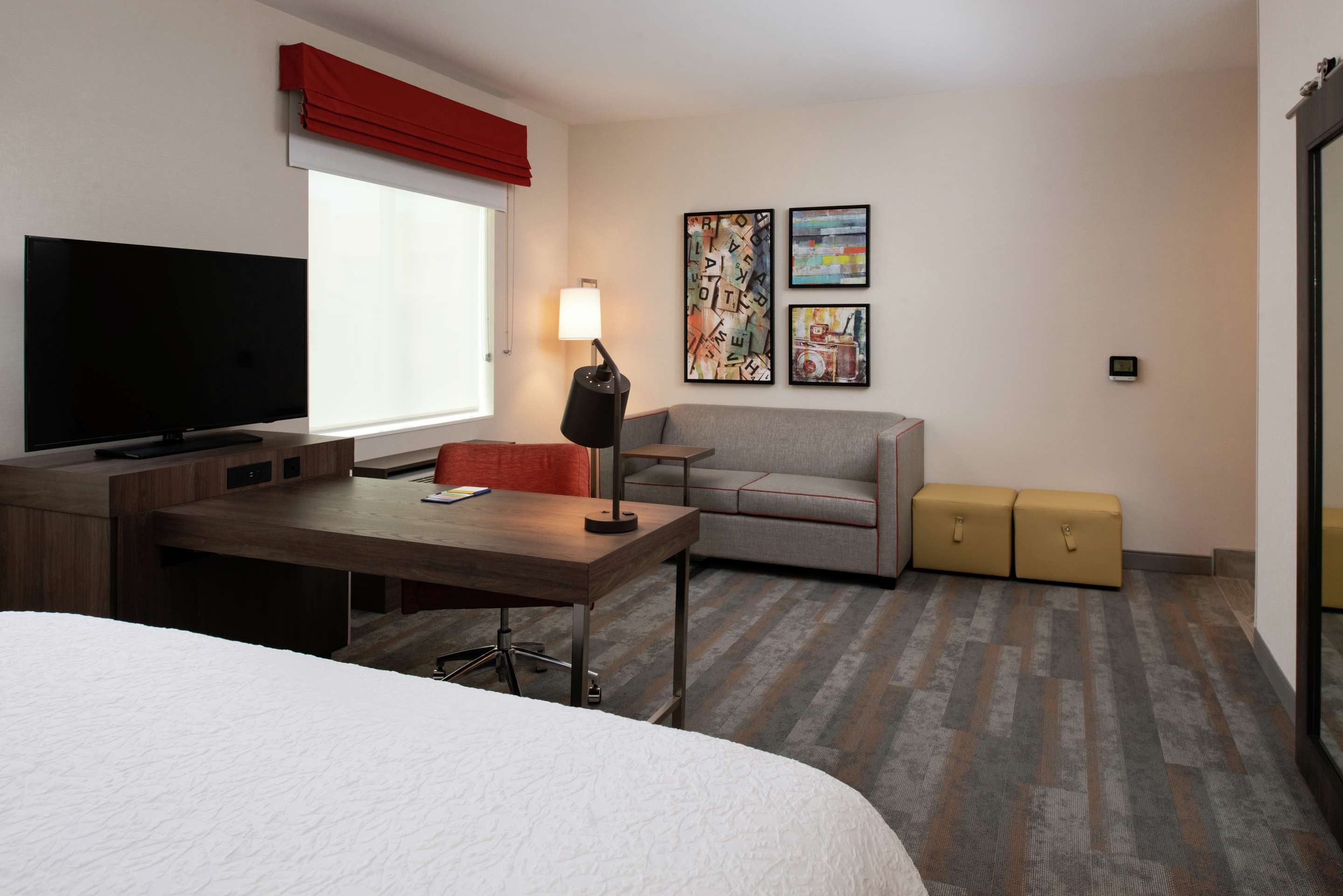 Guest room