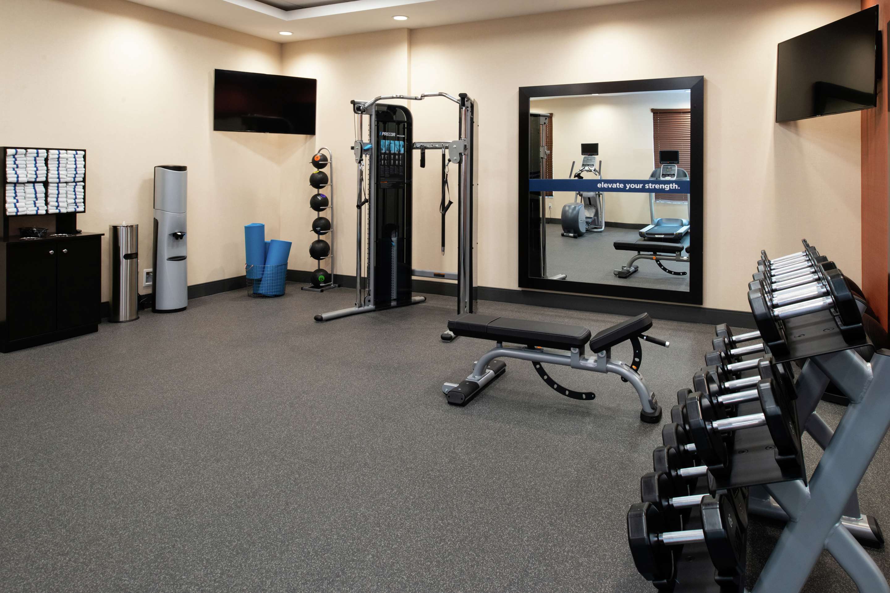 Health club fitness center gym | Hampton Inn & Suites Buena Park