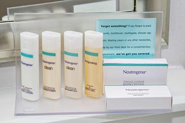  - Hampton Inn Mid Beach Miami Beach