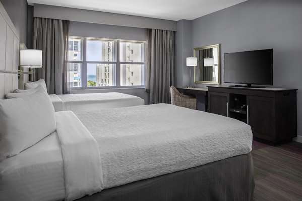  - Hampton Inn Mid Beach Miami Beach