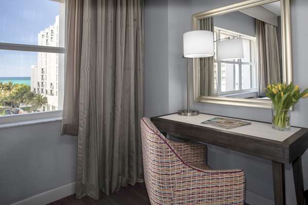  - Hampton Inn Mid Beach Miami Beach