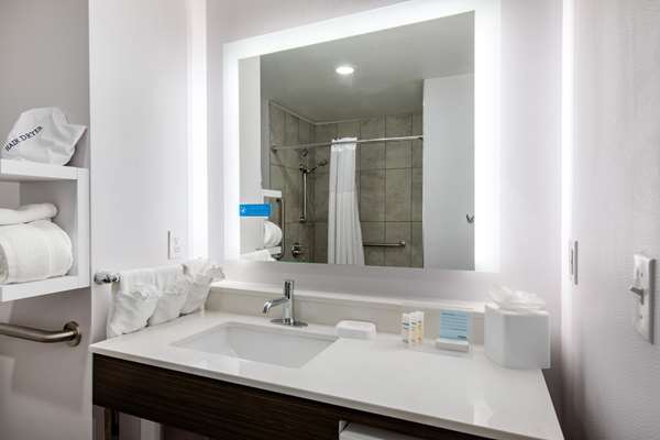  - Hampton Inn & Suites Ruidoso Downs