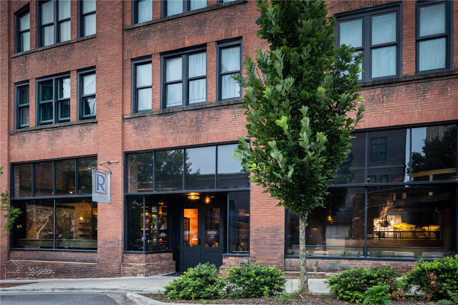 Foundry Hotel Asheville, Curio Coll