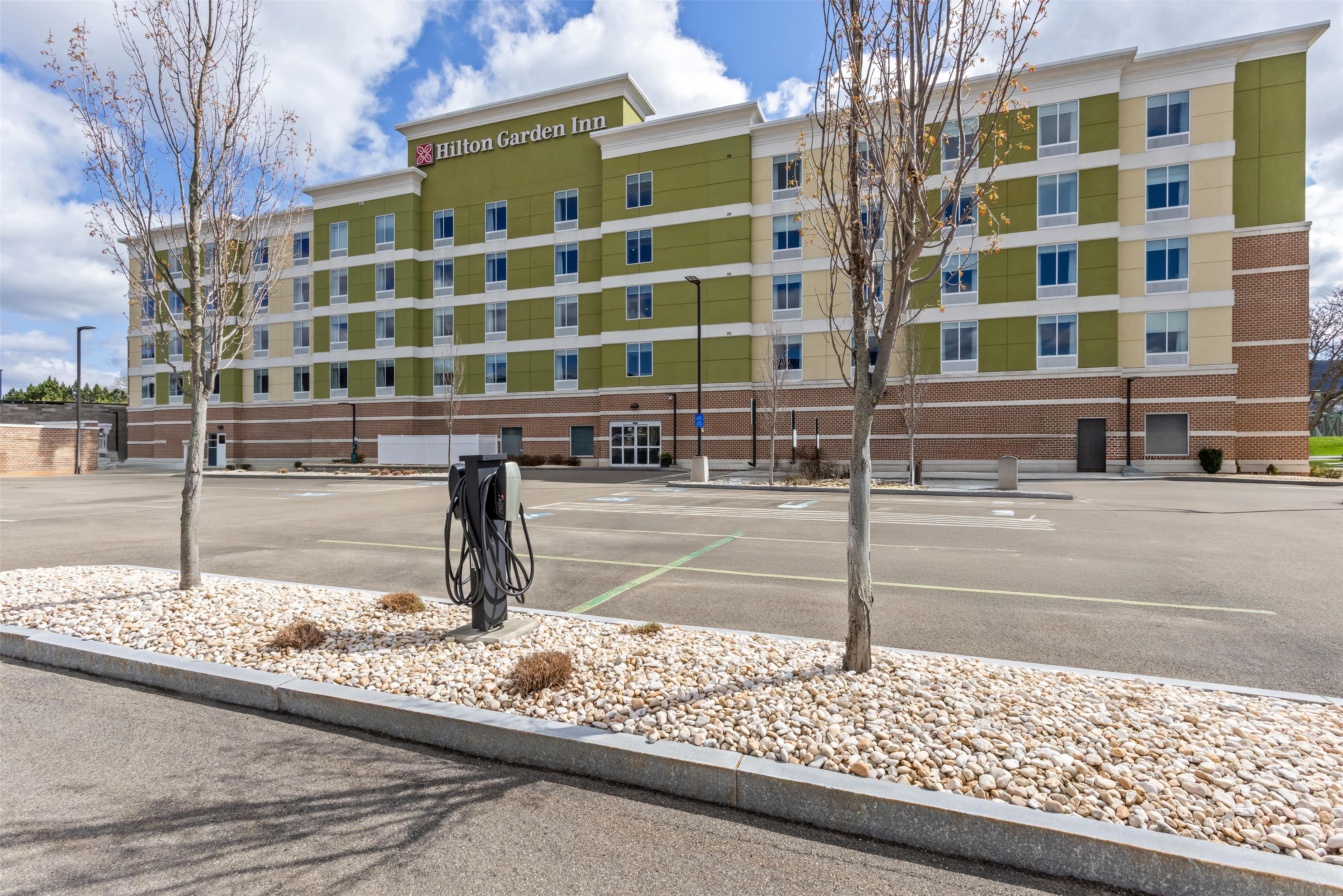 Exterior | Hilton Garden Inn Corning Downtown