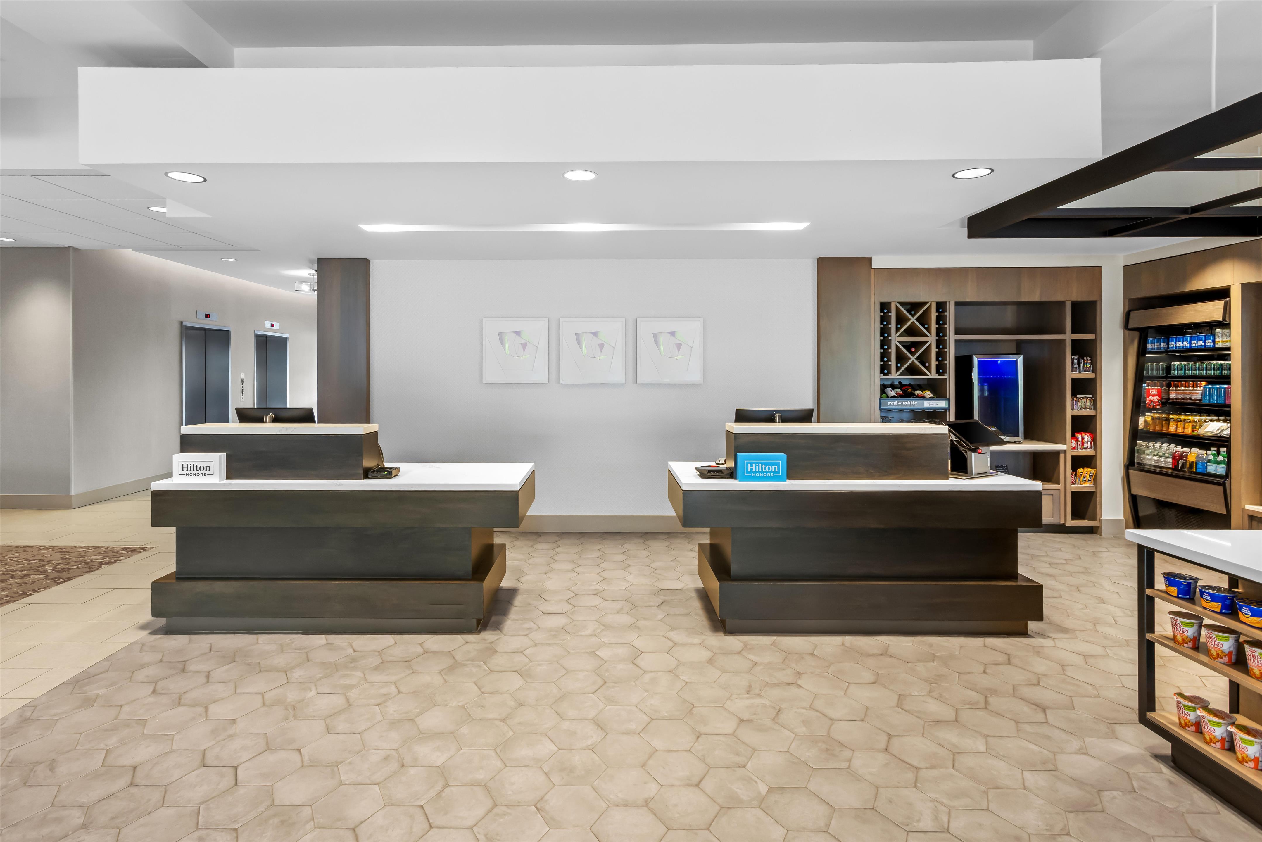 Reception | Hilton Garden Inn Corning Downtown