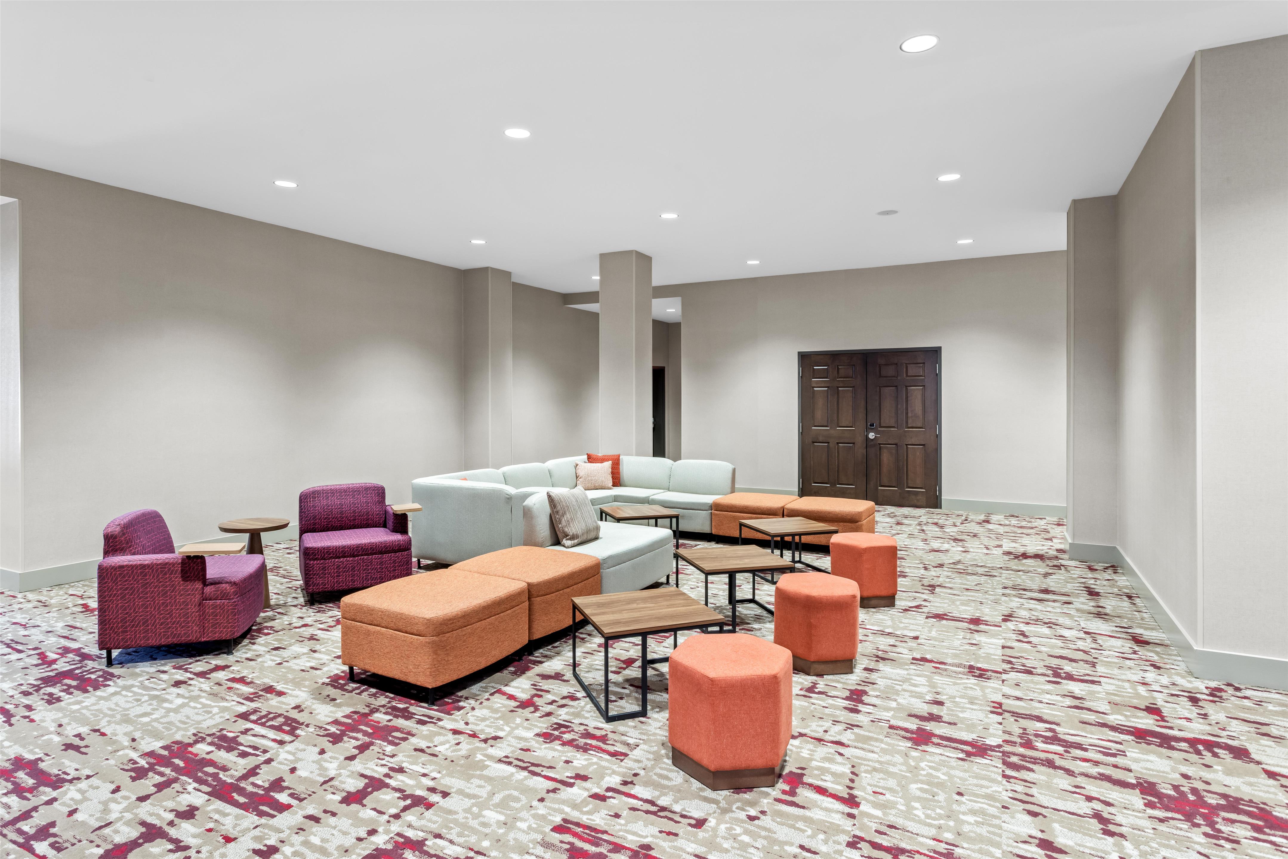 Meeting Room | Hilton Garden Inn Corning Downtown