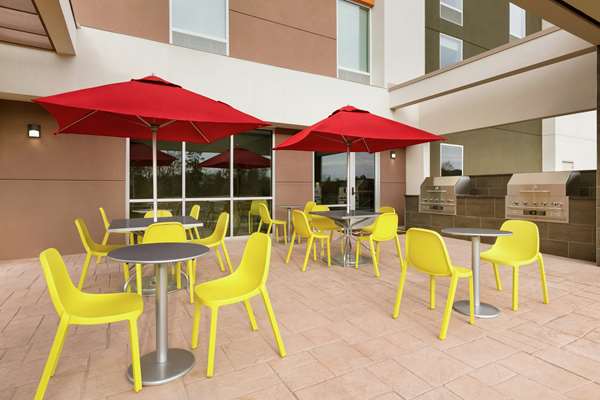 Exterior view - Home2 Suites by Hilton Chantilly