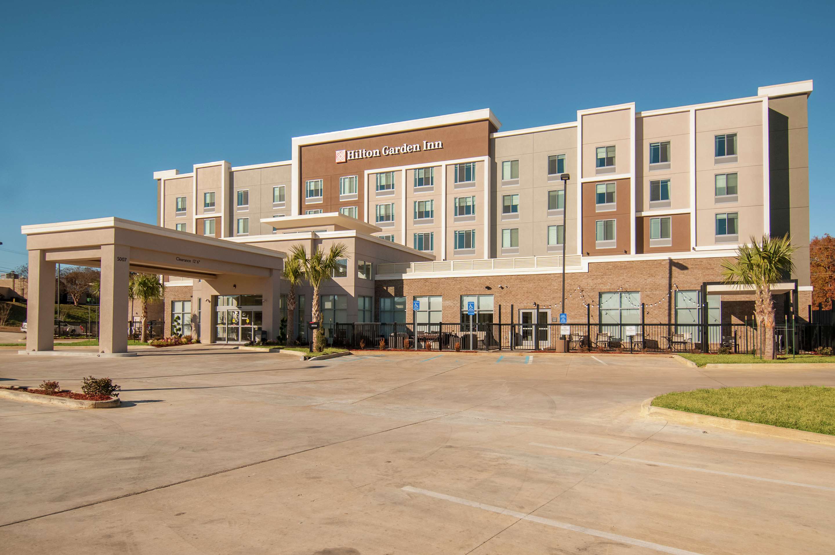 Exterior | Hilton Garden Inn Jackson/Clinton