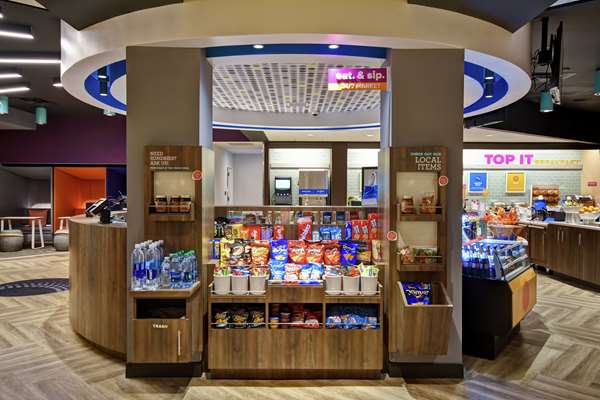 Restaurant - Tru by Hilton Hotel Factory Outlets Pigeon Forge