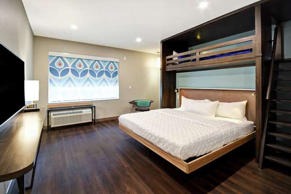  - Tru by Hilton Hotel Factory Outlets Pigeon Forge