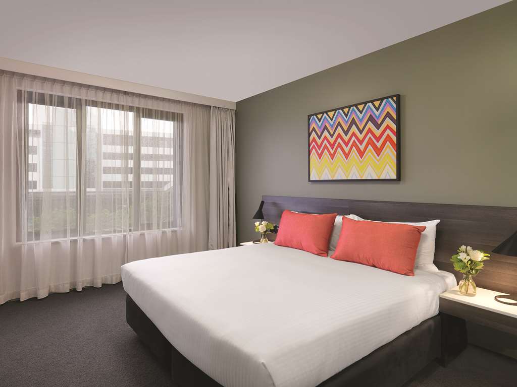 Adina Sydney Airport-guestroom-Guest Room,On-Site.jpg
