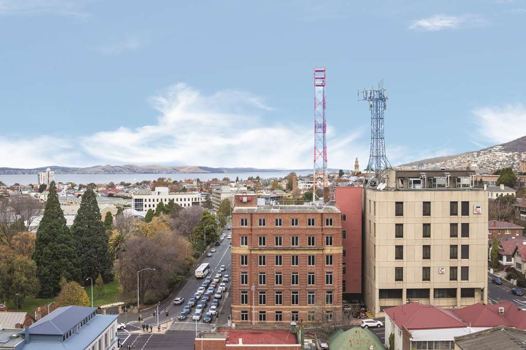 Travelodge Hobart-guestroom-Guest Room,Suite,On-Site.jpg