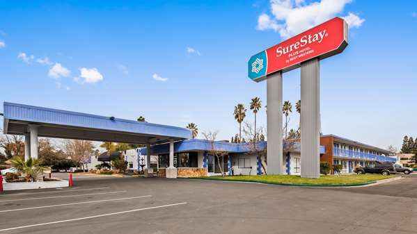 Exterior view - SureStay Plus Hotel by Best Western Sacramento