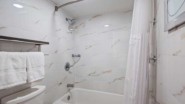  - SureStay Plus Hotel by Best Western Sacramento