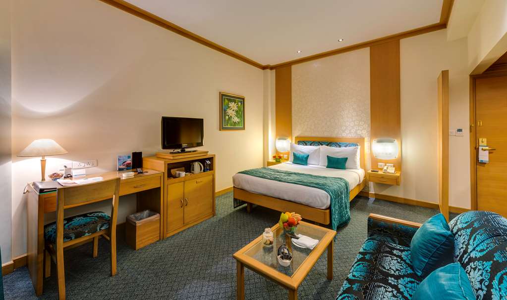 KENILWORTH HOTEL KOLKATA-guestroom-Guest Room,On-Site.jpg