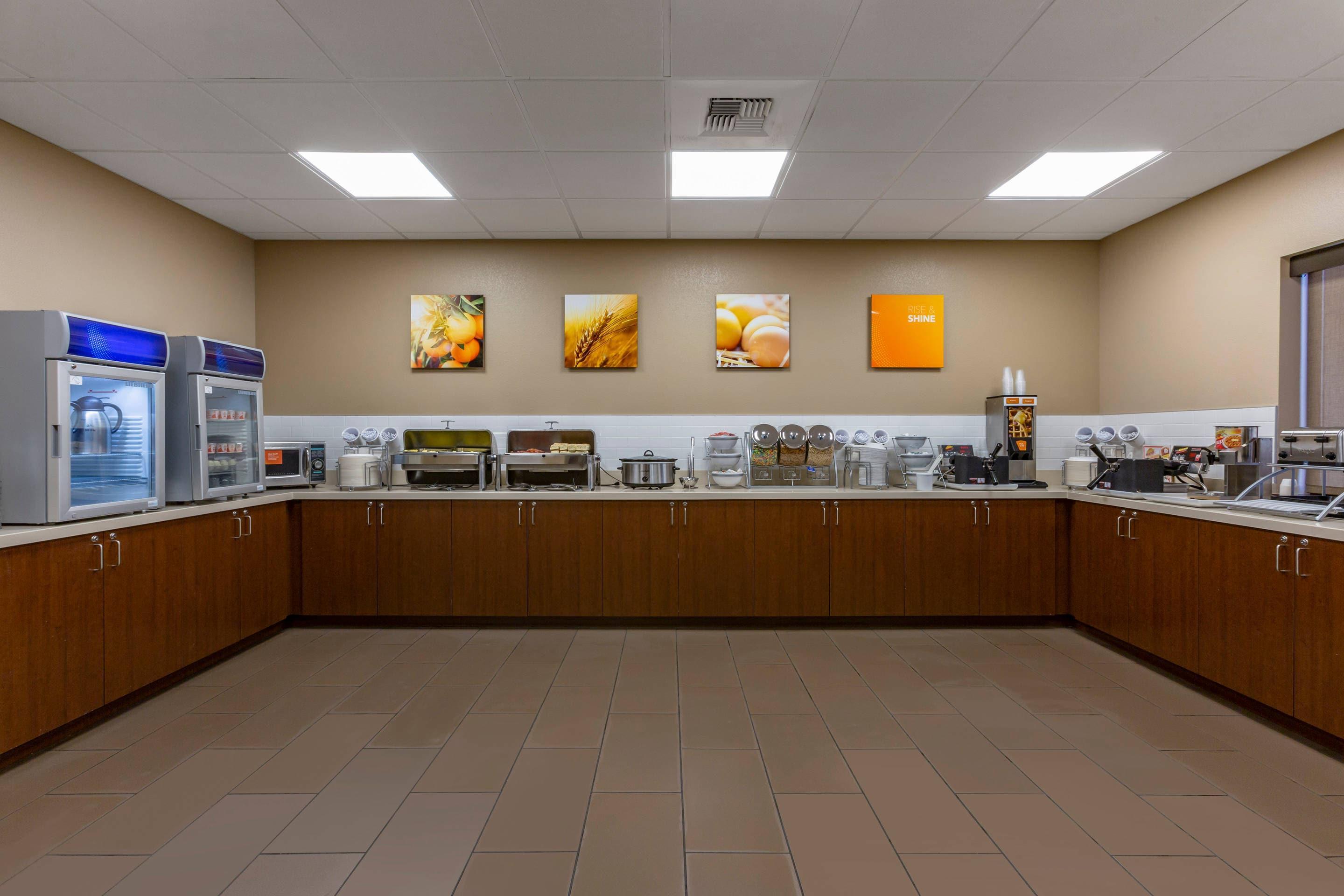 Free hot breakfast | MainStay Suites I-90 City Center