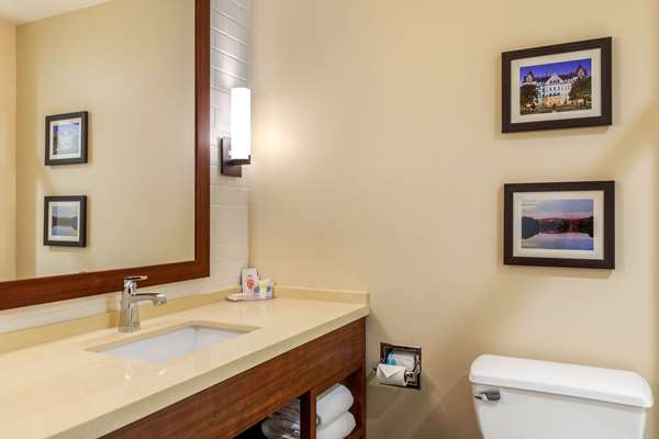  - Comfort Inn & Suites Schenectady