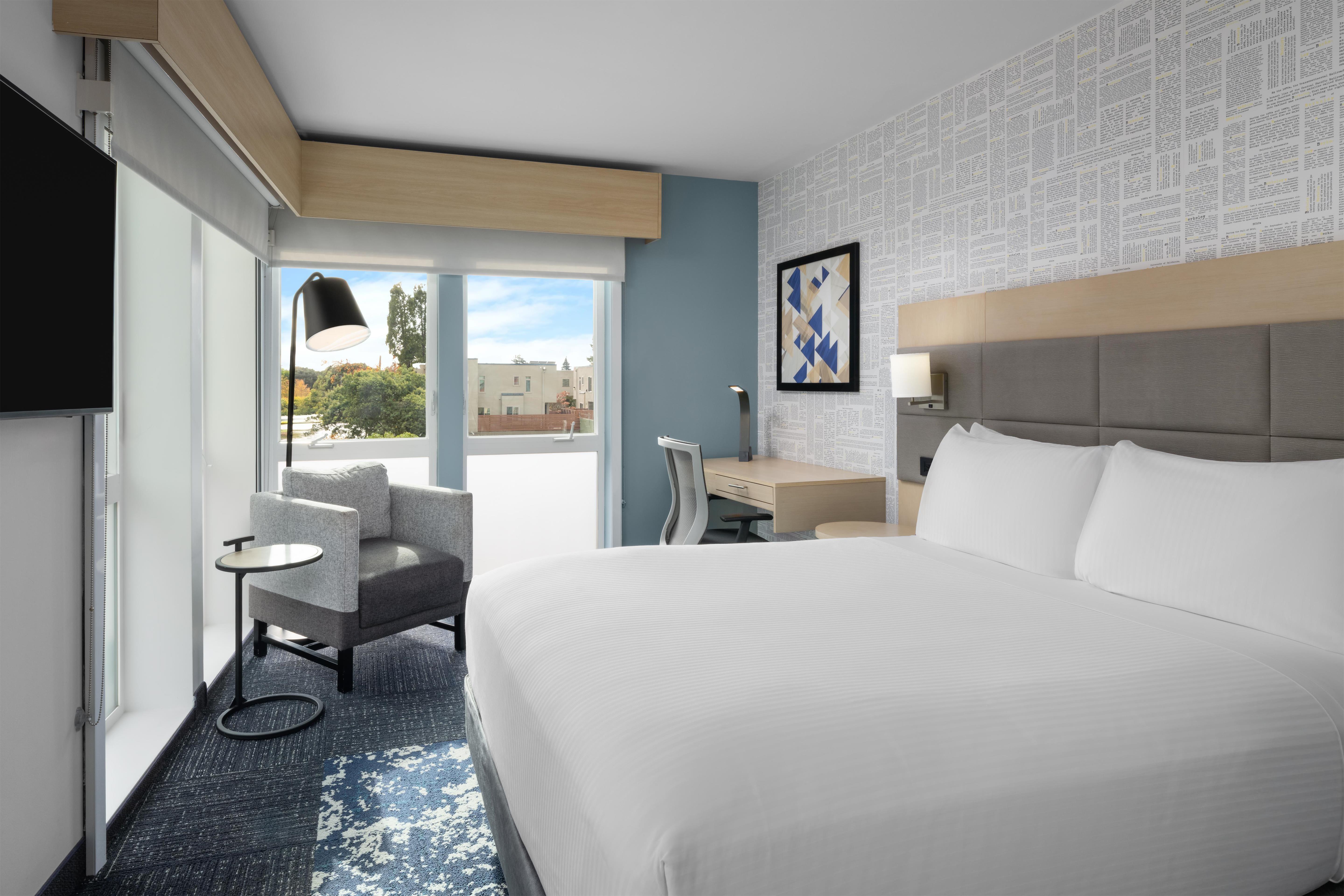 Aiden by Best Western Berkeley Room Type - 1 Queen Bed, Non-Smoking, Pillow Top Mattress, Refrigerator, Safe, High Speed Internet Access, Desk Aiden by Best Western Berkeley Room Type - 1 Queen Bed, Non-Smoking, Pillow Top Mattress, Refrigerator, Safe, High Speed Internet Access, Desk