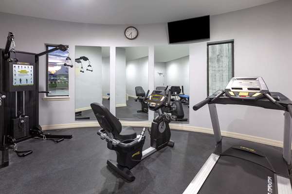 Fitness/ Exercise Room - Baymont Inn & Suites Hobby Airport Houston