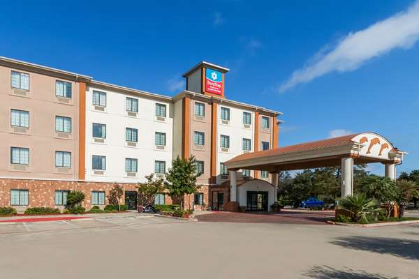 Exterior view - SureStay Plus Hotel by Best Western Seaworld San Antonio
