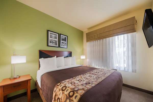  - SureStay Plus Hotel by Best Western Seaworld San Antonio