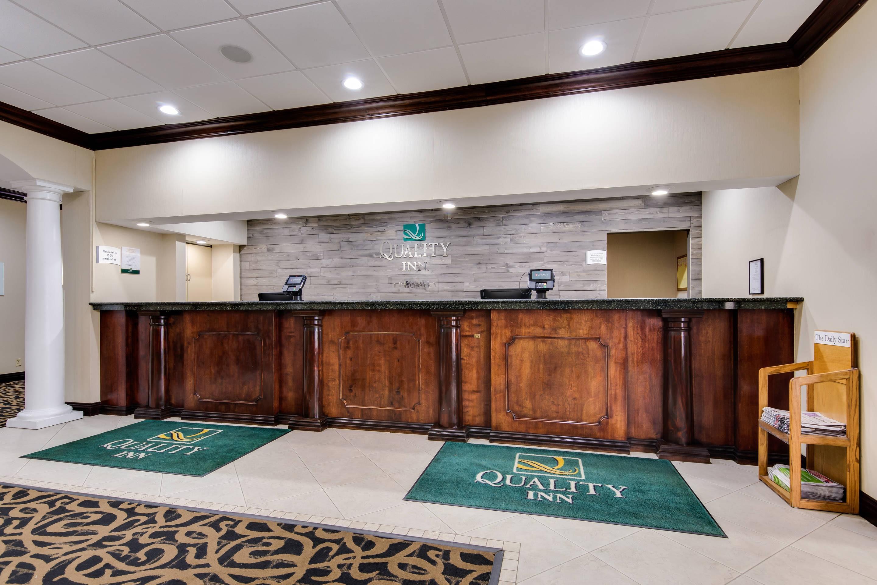 Hotel lobby | Quality Inn Oneonta Cooperstown Area