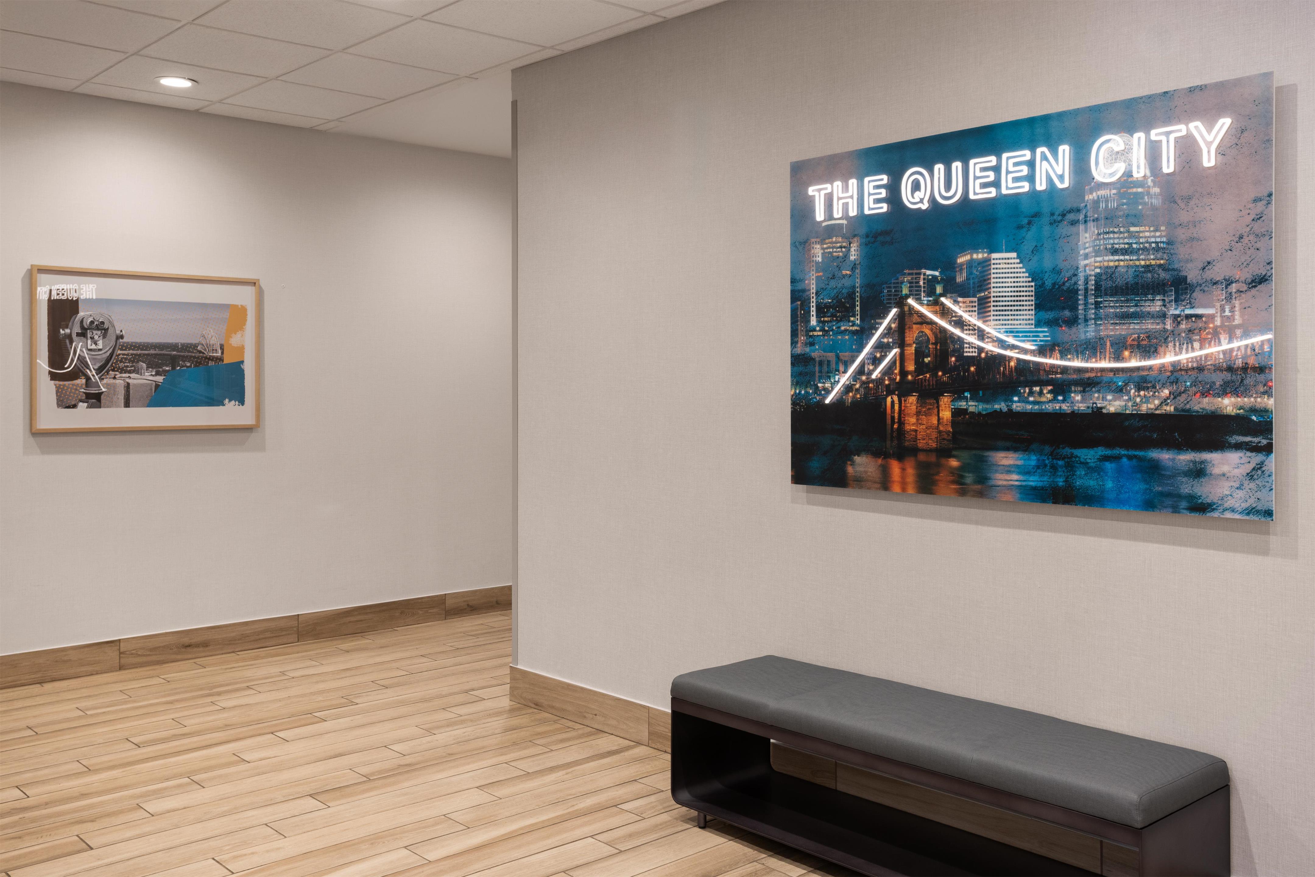 Lobby | Homewood Suites by Hilton Cincinnati-Midtown, OH