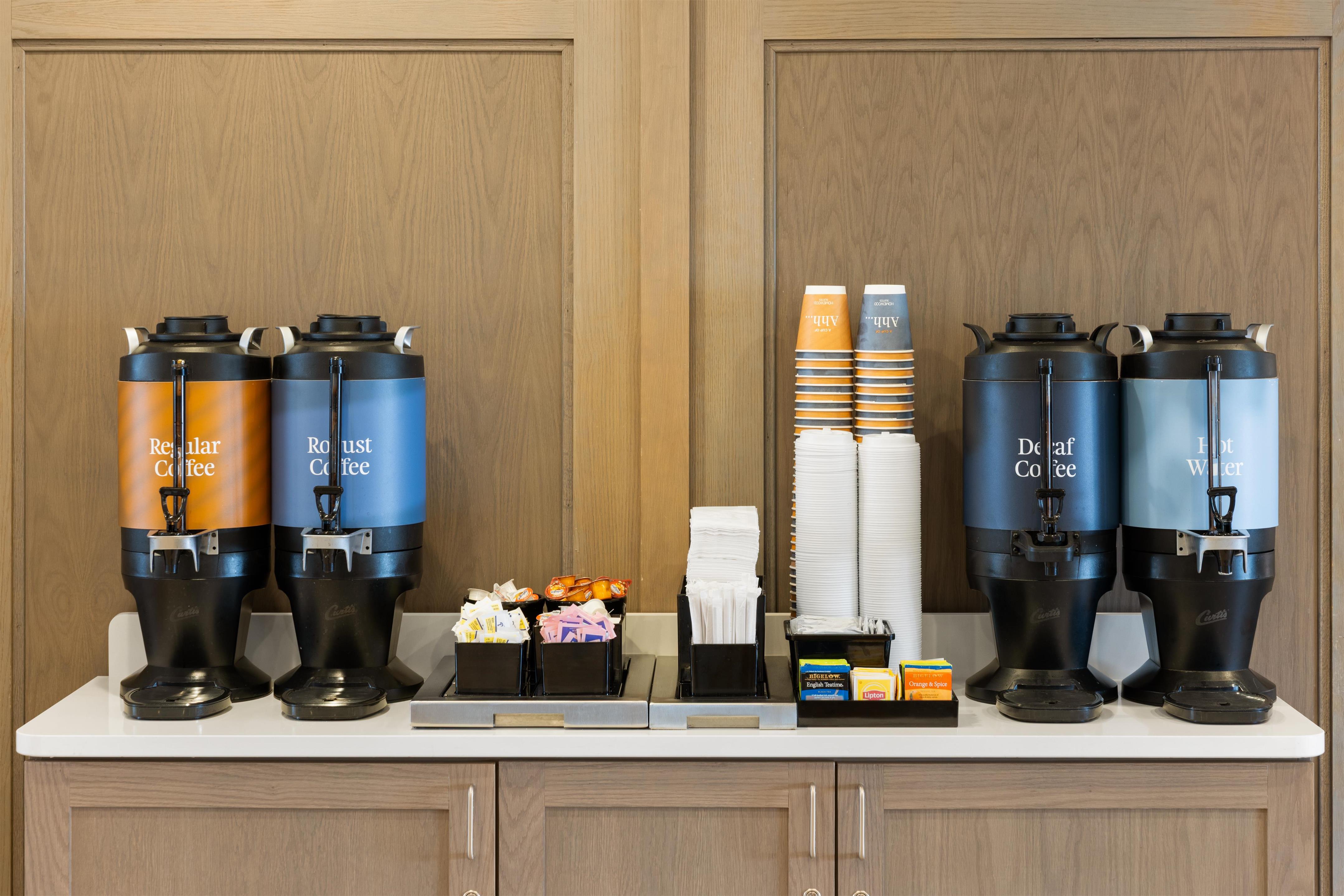 Restaurant | Homewood Suites by Hilton Cincinnati-Midtown, OH