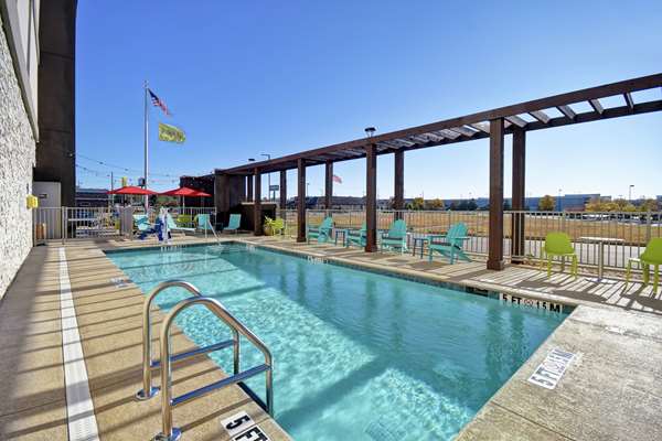 Pool - Home2 Suites by Hilton Dothan