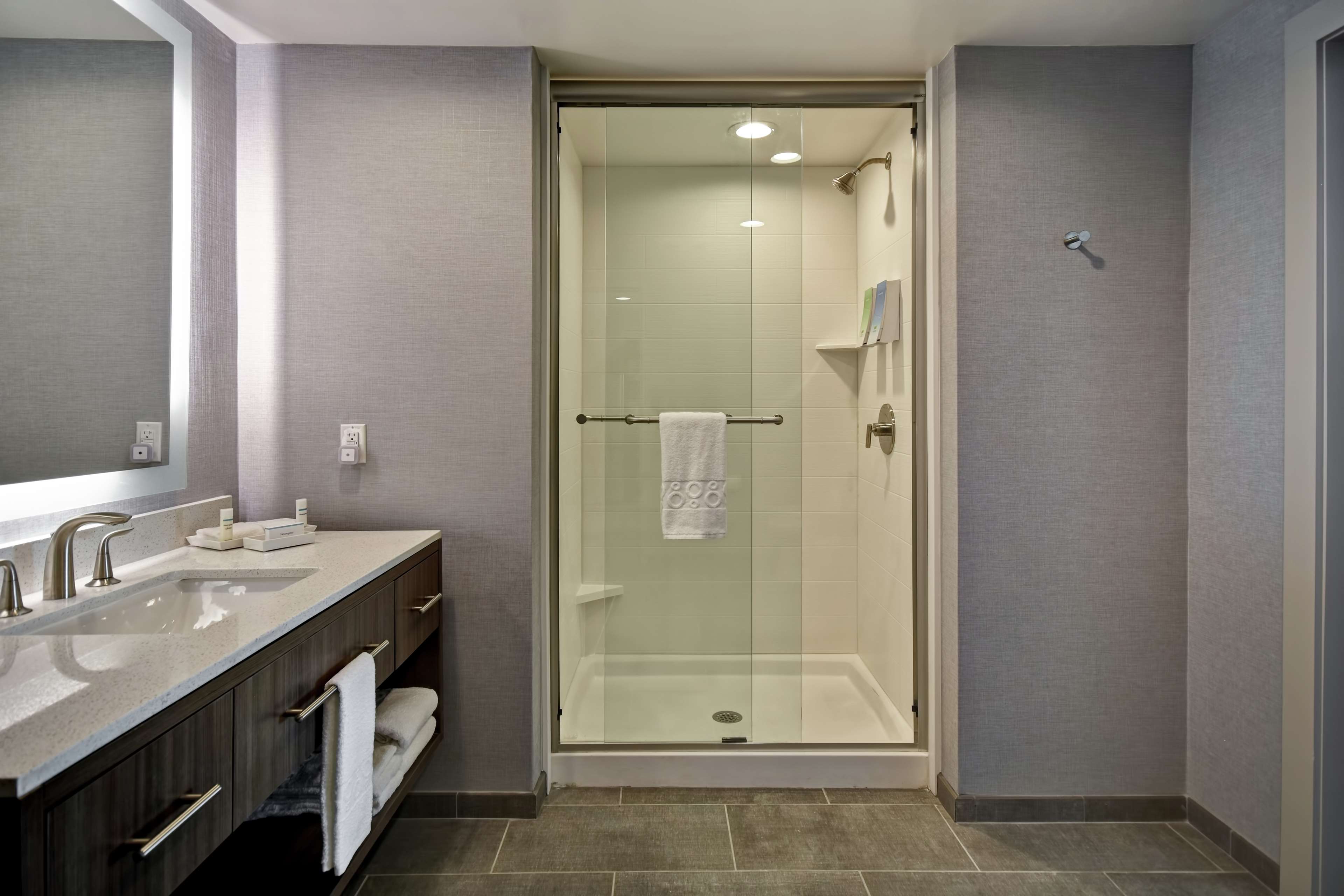 Home 2 Suites By Hilton Dothan - Tap to explore photos