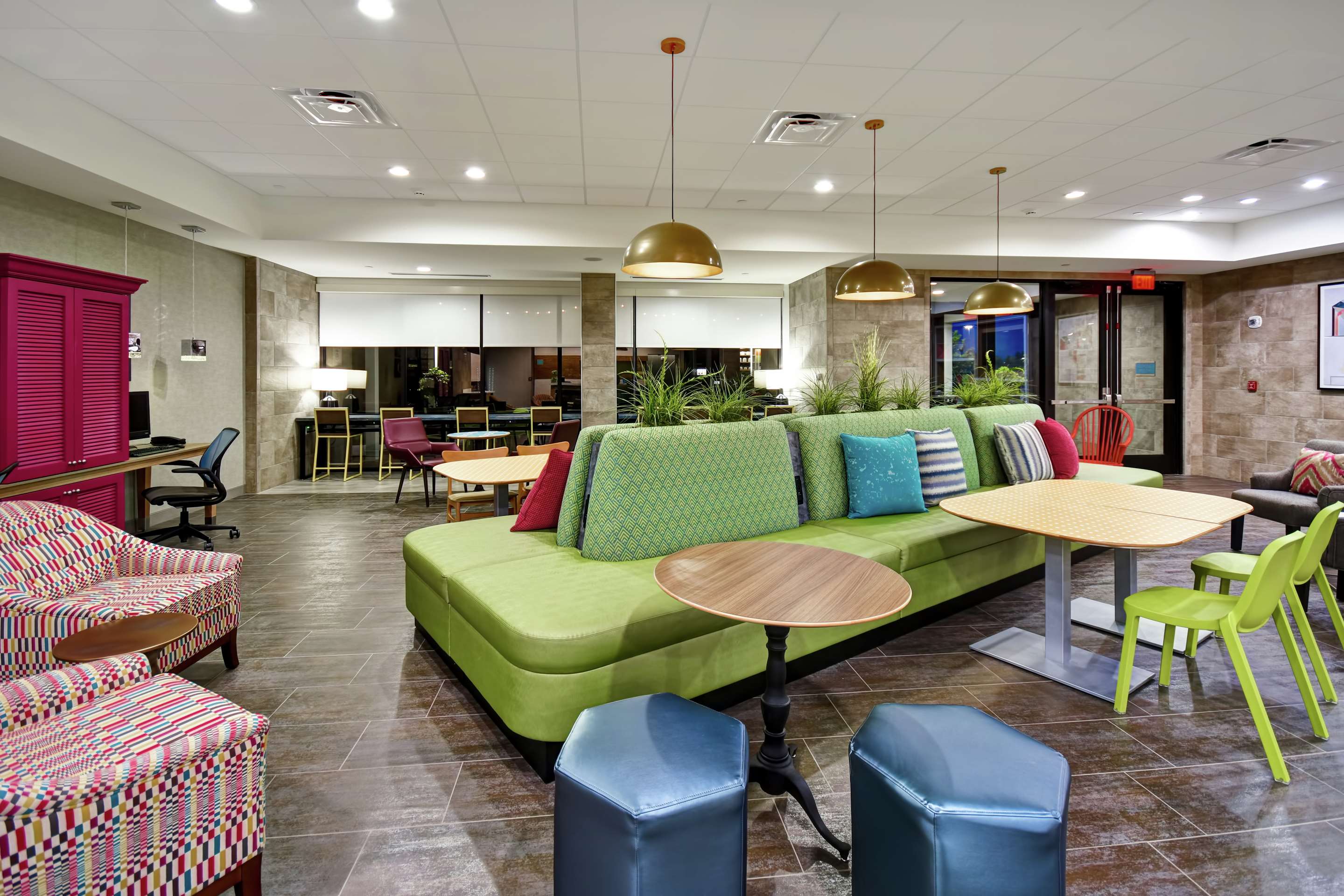 Lobby | Home2 Suites by Hilton Frankfort