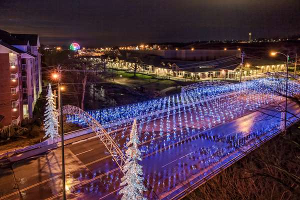 Exterior view - Black Fox Lodge Pigeon Forge