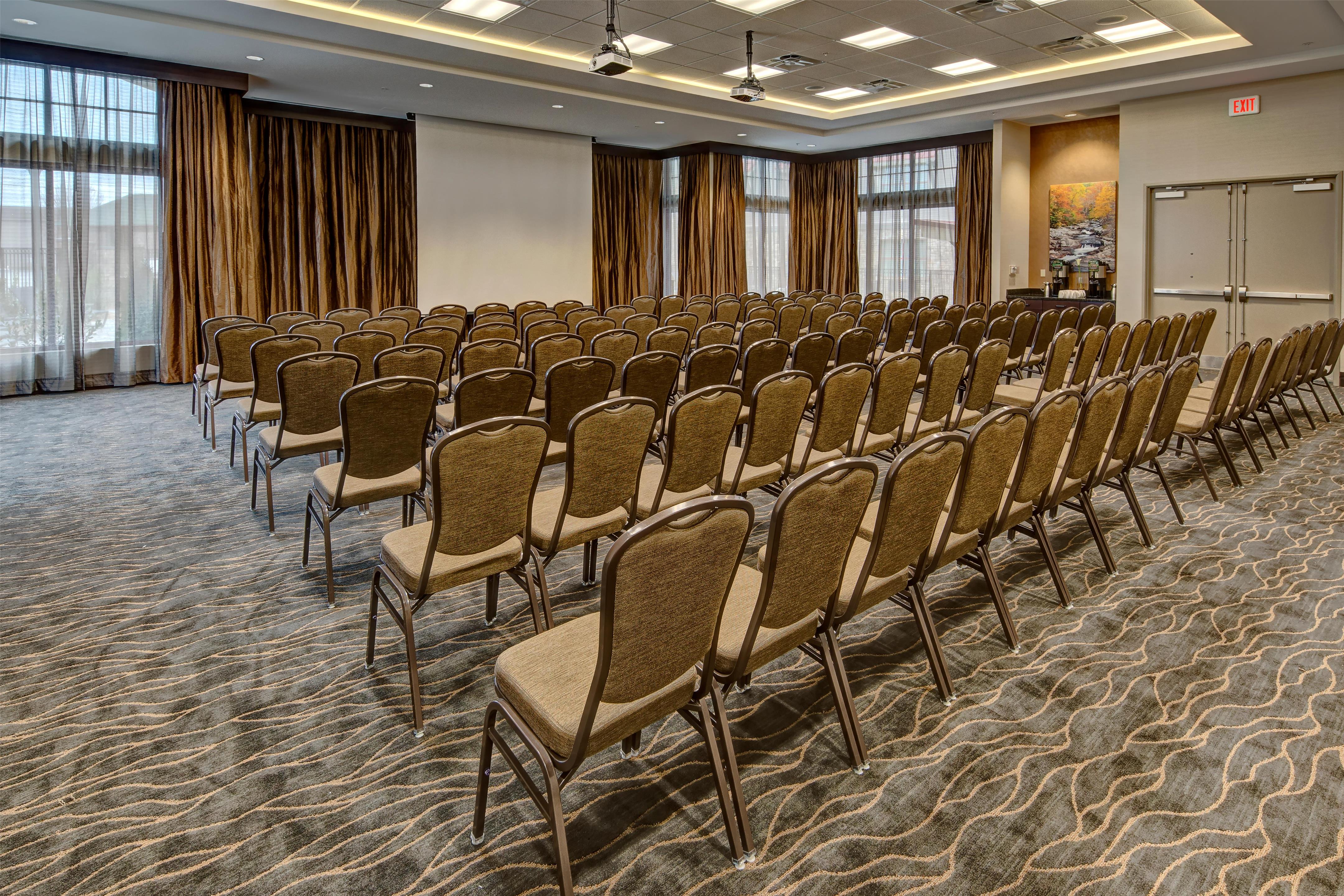 Meeting Room | Black Fox Lodge Pigeon Forge, Tapestry Collection by Hilton