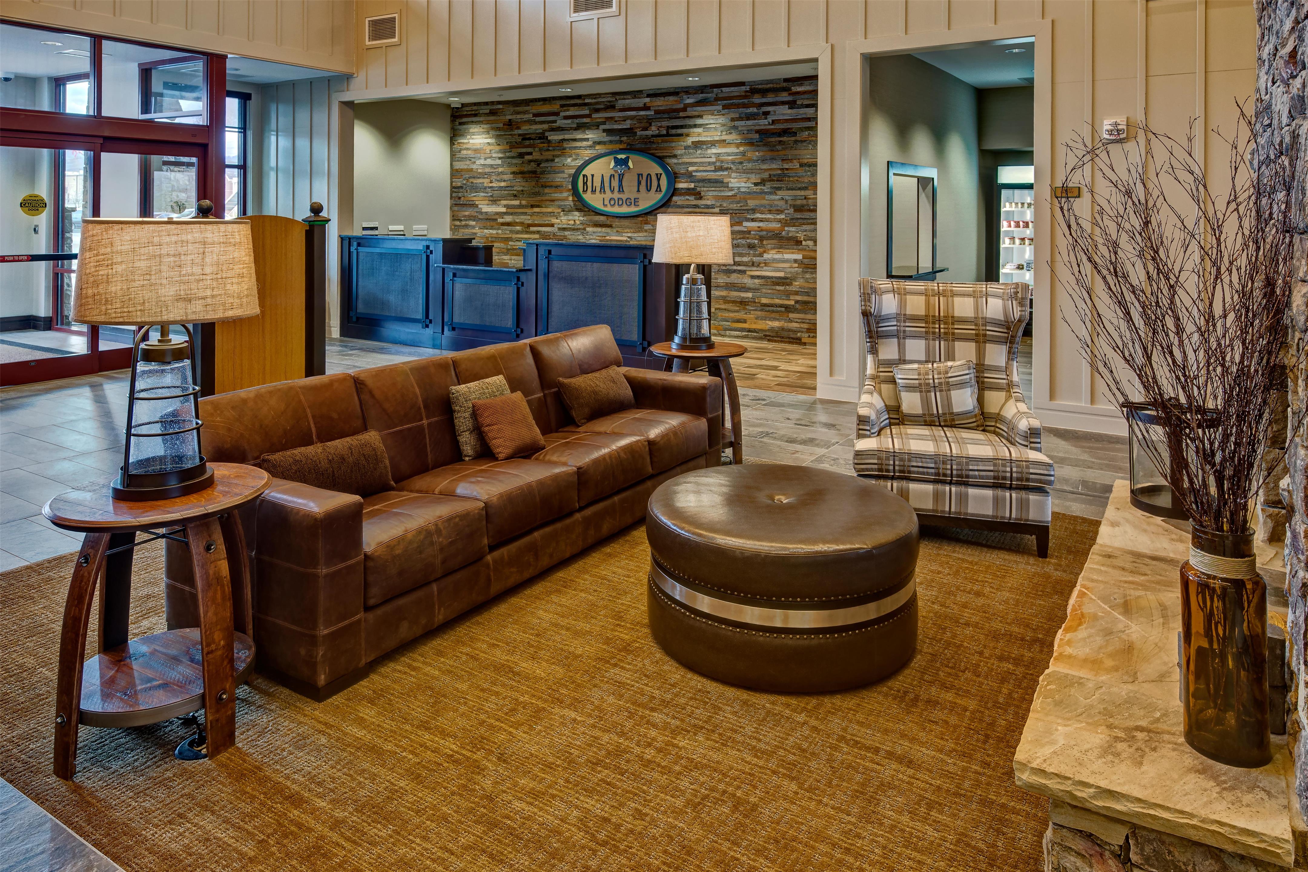 Reception | Black Fox Lodge Pigeon Forge, Tapestry Collection by Hilton