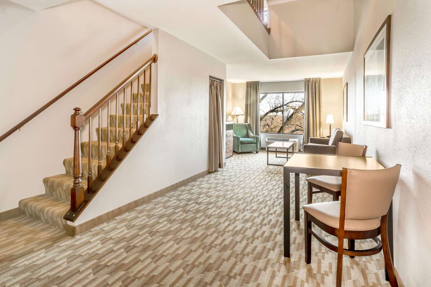 Riverview Inn & Suites Rockford, IL See Discounts