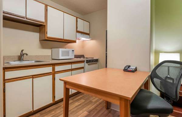  - Extended Stay America Suites Keystone Indianapolis - I-465, Exit 33