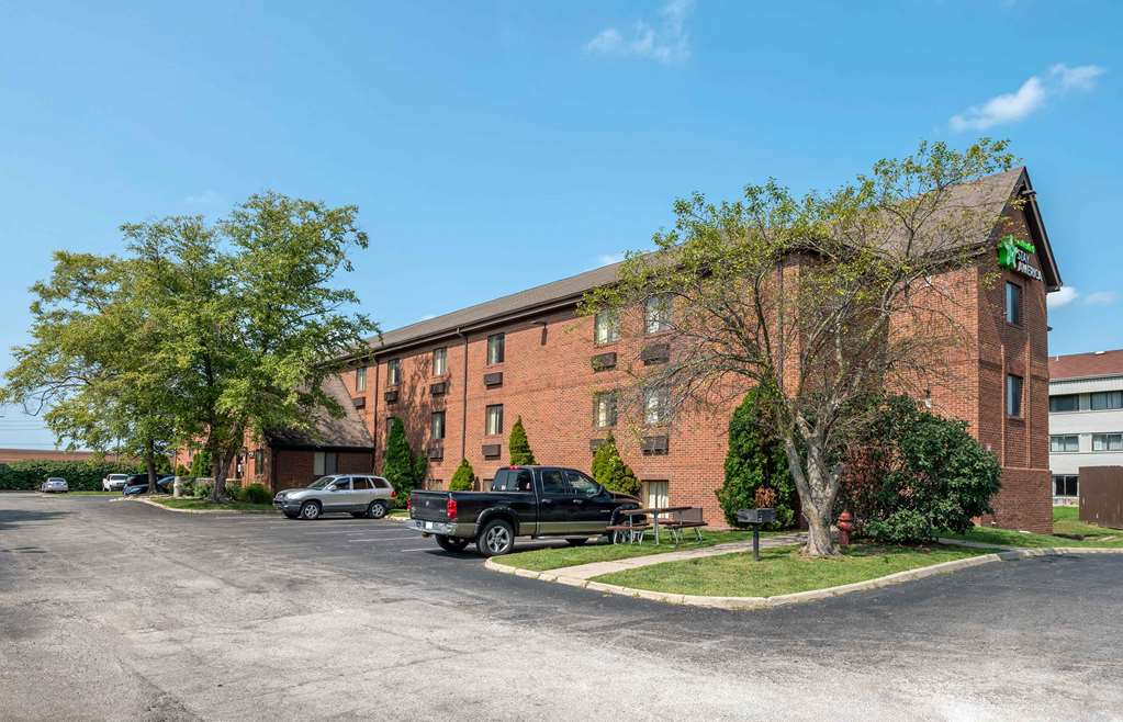 MainStay Suites Indianapolis Northwest