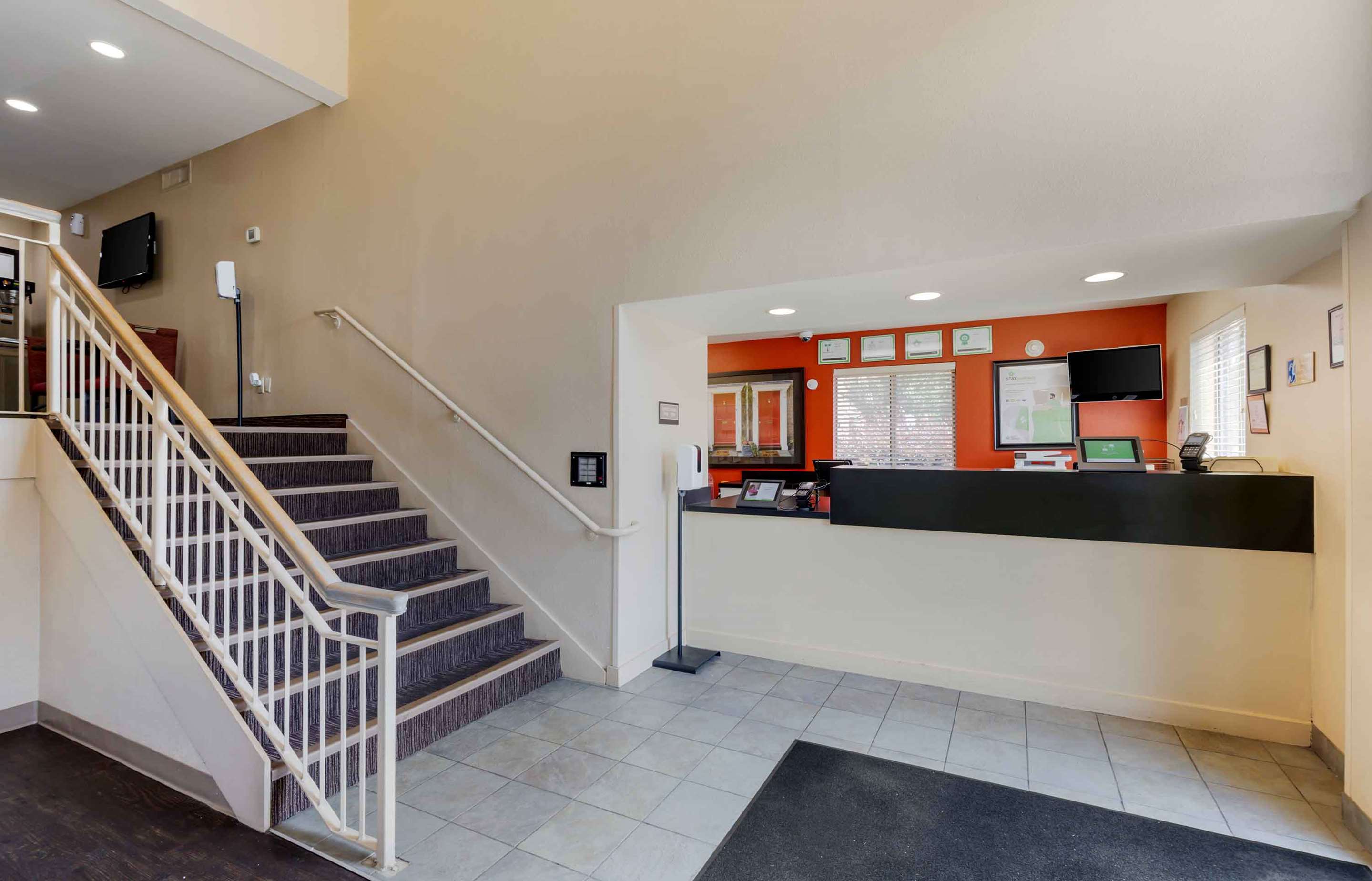 Lobby and Guest Check-in | Extended Stay America Suites - Greenville - Haywood Mall